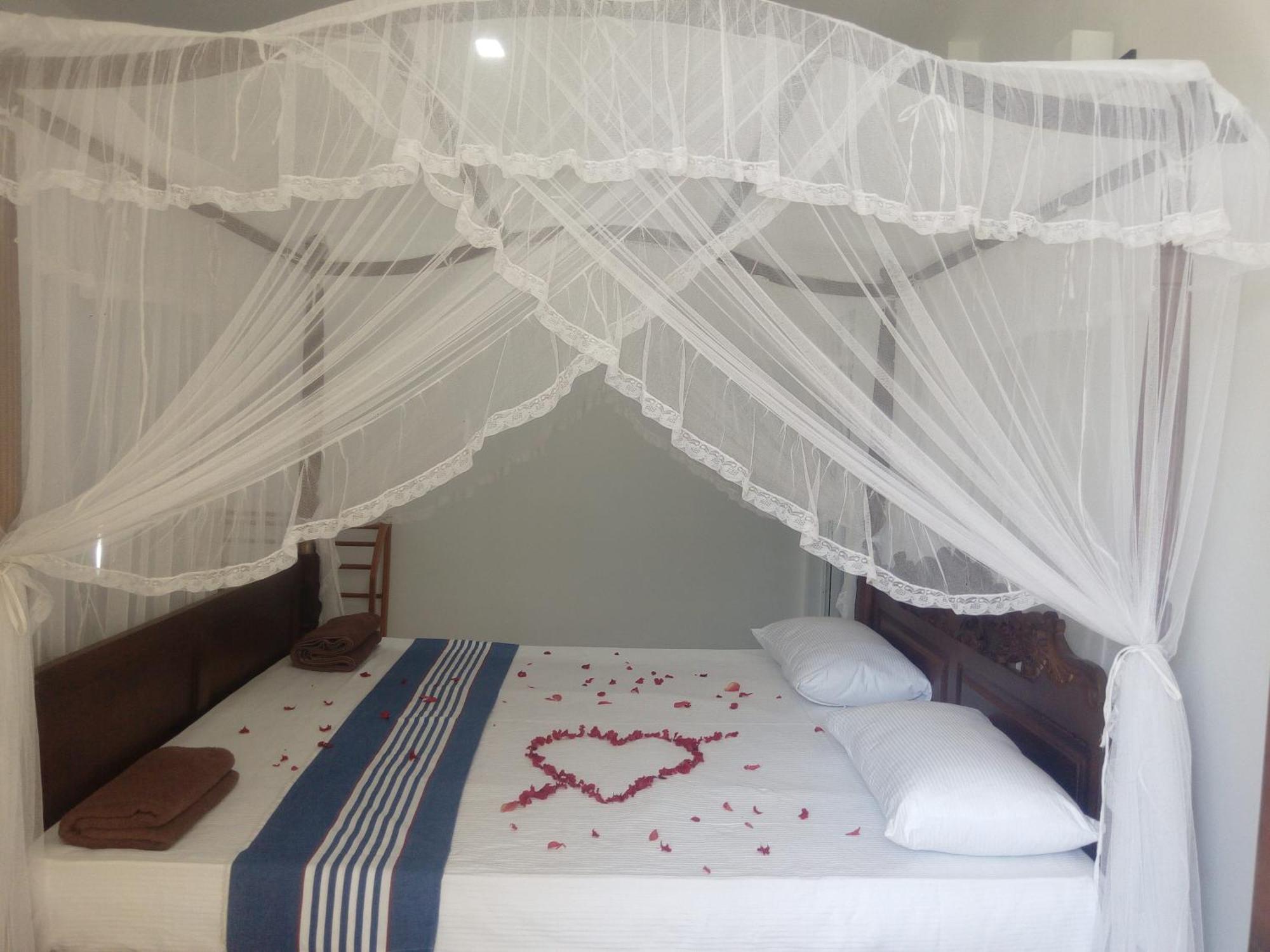 Minara Guest House Mirissa Room photo