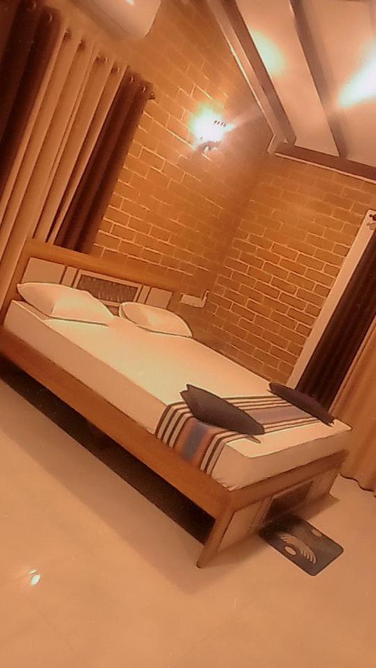 Minara Guest House Mirissa Exterior photo